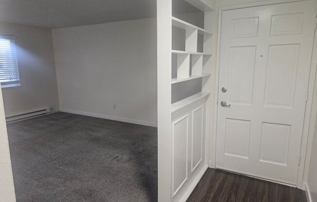 1 bed, 1 bath, 638 sqft, $1,595, Unit 17