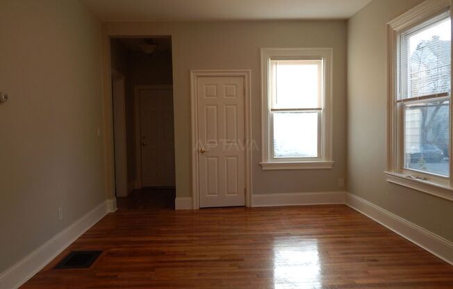 11 Park Ave, Somerville MA