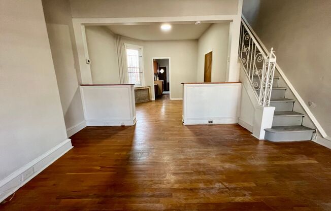 Stunning 3-Bedroom Townhome in Kingsessing! Available mid-April!