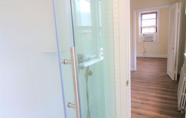 1 bed, 1 bath, $1,495, Unit #E208