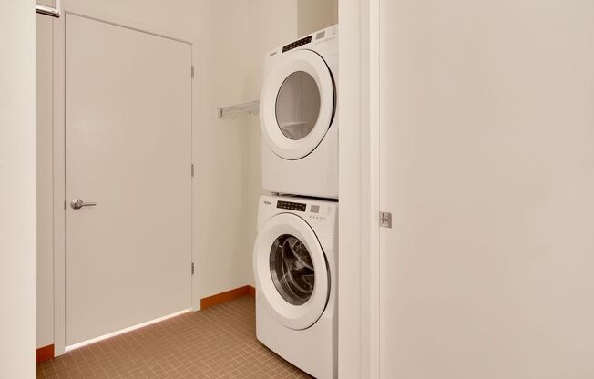 1 bed, 1 bath, 613 sqft, $1,545, Unit A114