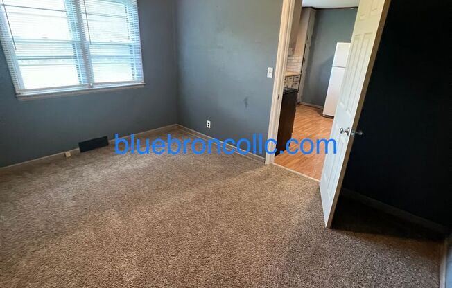 3 beds, 1 bath, $1,099