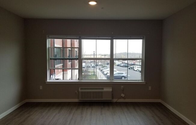 1 bed, 1 bath, 797 sqft, $2,470, Unit 213
