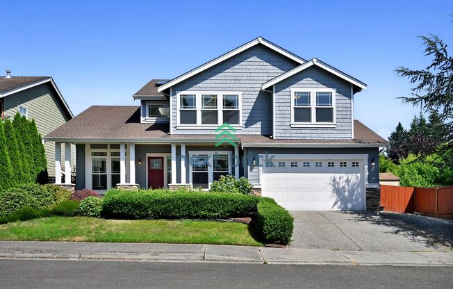 4 BEDS & 2.5 SINGLE FAMILY HOUSE FOR RENT