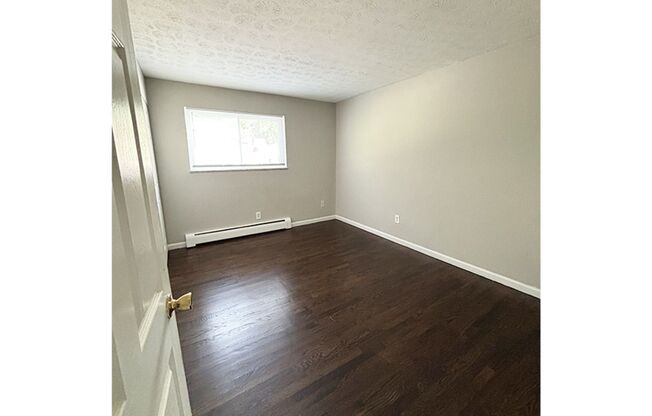 1 bed, 1 bath, 560 sqft, $825, Unit 720-10