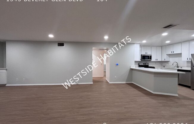 1345 BEVERLY GLN BLVD
