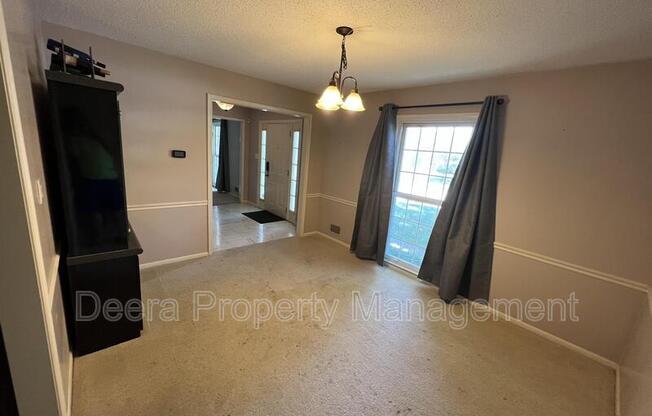 8506 W 98 ST