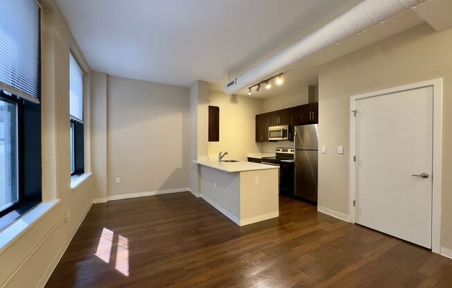 1 bed, 1 bath, 499 sqft, $1,550, Unit HA-601