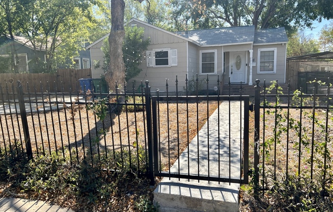 414 ELMWOOD DR