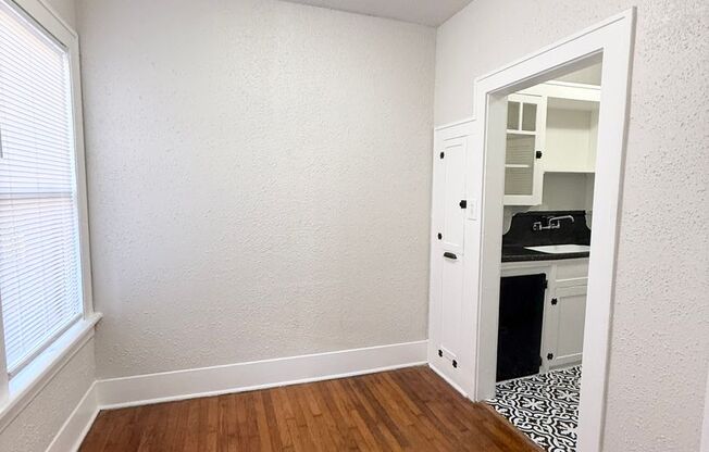 Studio, 1 bath, $850, Unit B2606