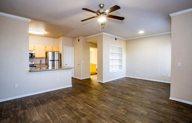 Luxury Apartments Near Me with Hardwood Floors Glendale AZ