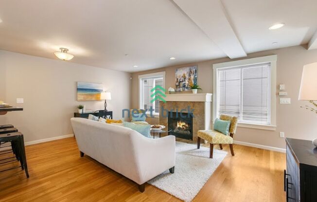 Spacious 2-Bed, 2.5-Bath Townhome Available for Rent – Get $100 Off Your First Month’s Rent! Don’t Miss Out!