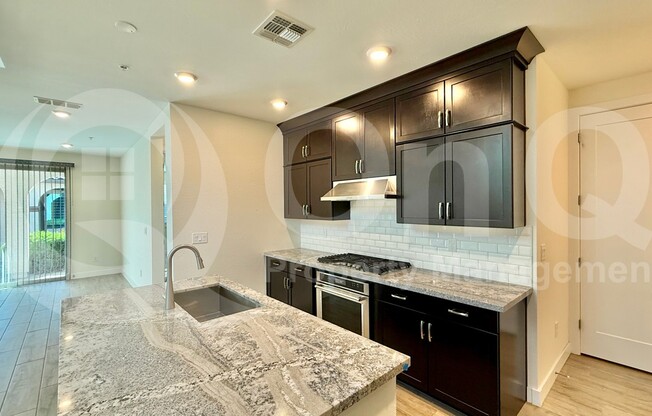 3 beds, 2.5 baths, 2,285 sqft, $3,199, Unit 44