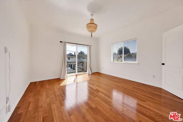 552 N MADISON AVE
