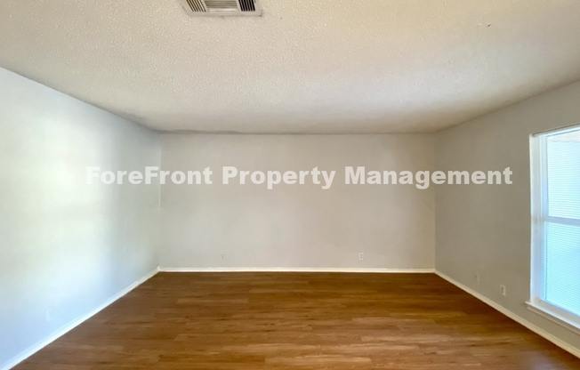 5225 Meadow Fld, Apt 4