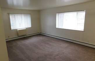 1 bed, 1 bath, $800, Unit 305