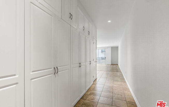 1 bed, 1 bath, 980 sqft, $2,900, Unit 314