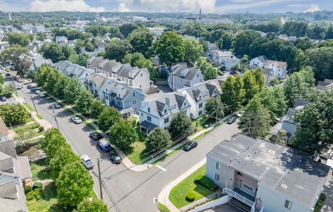 Summerview Square