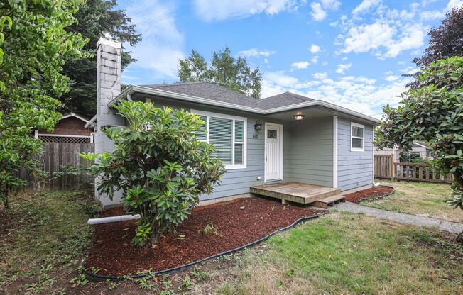 Move in ready now! Tumwater rambler - 2 beds 1 bath - heat pump with A/C! Tumwater School District.