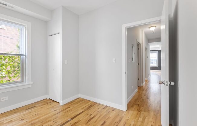 2 beds, 1 bath, 462 sqft, $1,950, Unit 7456-4C