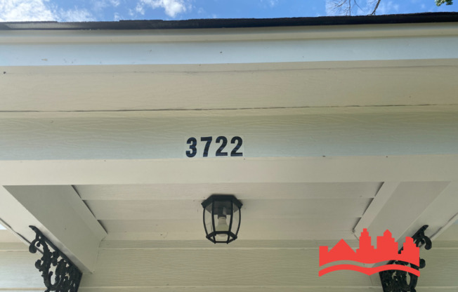 Welcome to 3722 Fairoaks Ave!
