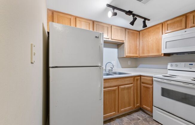 1 bed, 1 bath, 541 sqft, $825, Unit 3610-105
