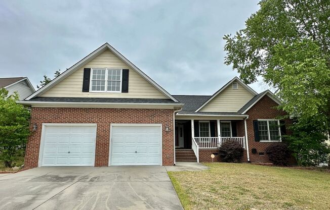 3 Bedroom, 2 Bath Home with a Bonus in Jack Britt School District!!
