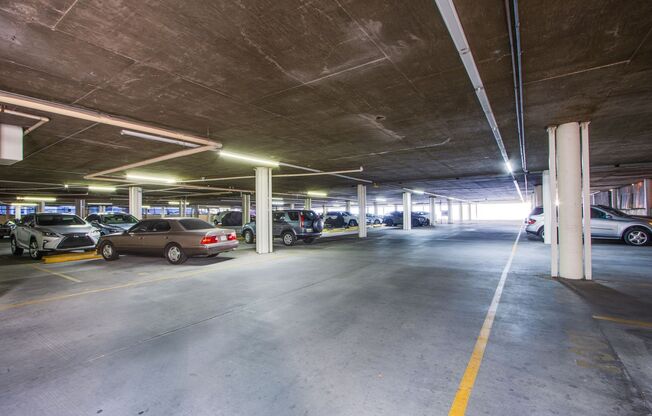 2 beds, 2 baths, $2,799, Unit # 1012