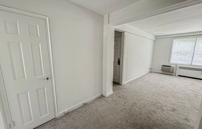 Charming 1 Bed 1 Bath Condo In Arlington Oaks