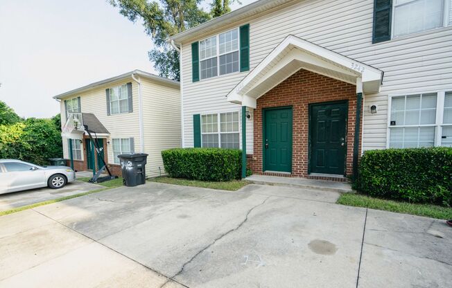 3/3 Townhome on NW Side