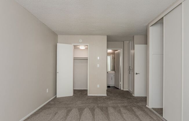 1 bed, 1 bath, 700 sqft, $2,015, Unit Unit 15C