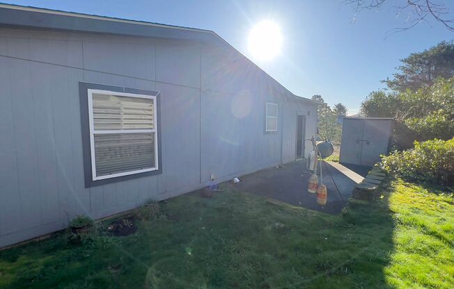 1460 S Columbia St, Seaside, OR 97138