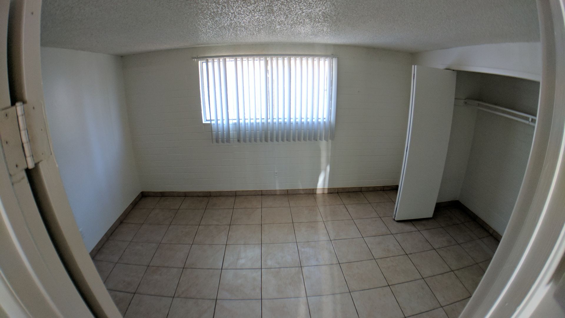 Great Location - Close to UA - Air Conditioned - 1bed & 1bath