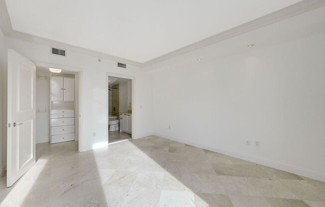 1 bed, 1.5 baths, $1,900, Unit # 804