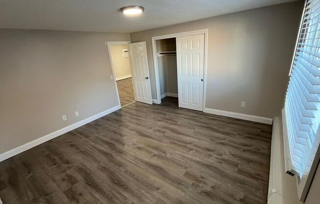 2 beds, 1 bath, $1,995, Unit 10B