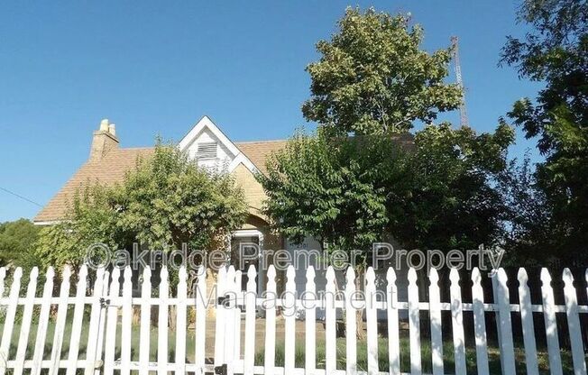 2701 STUART DR