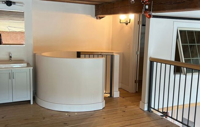 Studio, 1 bath, 1,042 sqft, $2,060, Unit 538