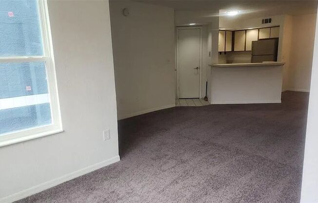 1 Bed / 1 Bath Condo in Venetian Place, East Orlando nr Airport