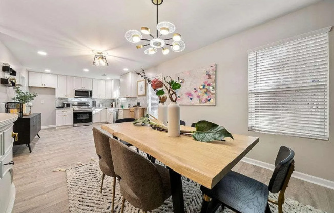 5618 LAUREL RDG DR