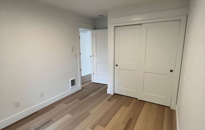 2 beds, 1 bath, $1,895, Unit 10