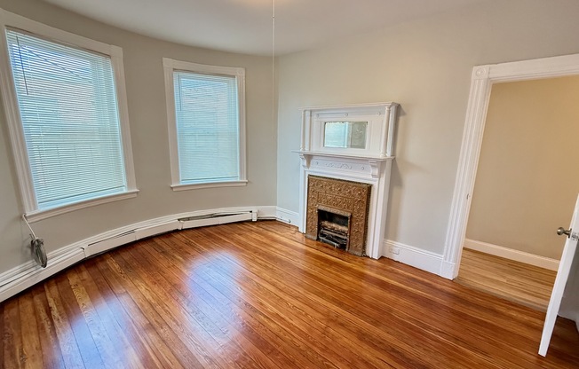 11 ALT LINDEN ST