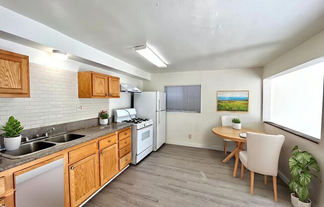 242-246 W. 13th St.