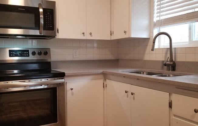 1 bed, 1 bath, $1,295