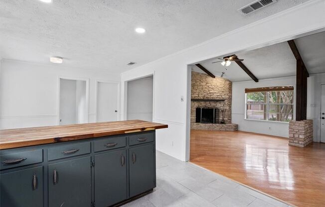 Perfectly Located Home Near Downtown Round Rock