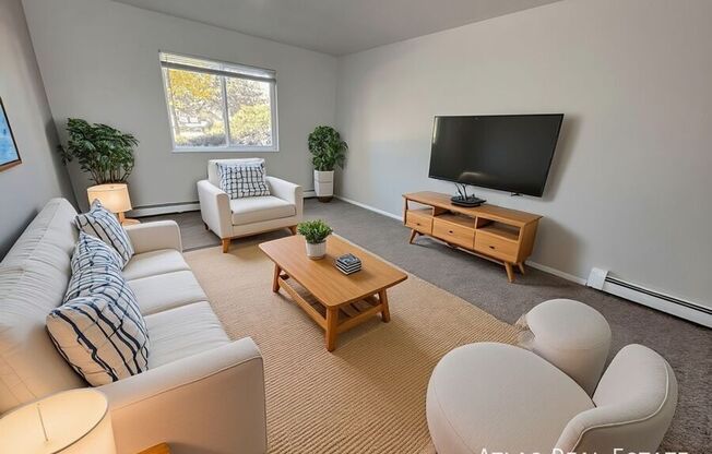 4357 N. Chestnut St.