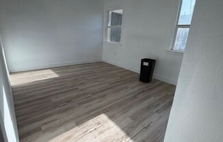 16817 1/2 SHERMAN WAY
