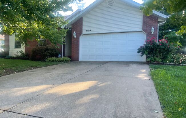 OZARK HOME CHECK OUT this charming 3 bedroom 2 bath 2 car garage home