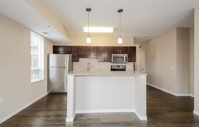 2 beds, 2 baths, 980 sqft, $2,399, Unit 313