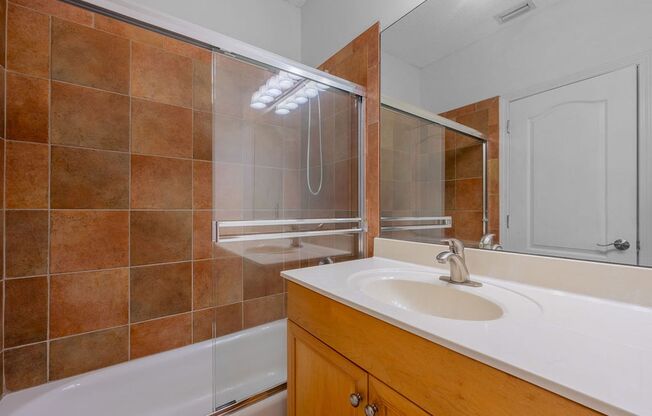 3 beds, 3.5 baths, $3,850