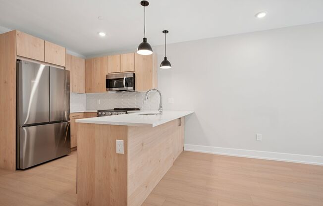 1 bed, 1 bath, 599 sqft, $1,800, Unit Unit 704